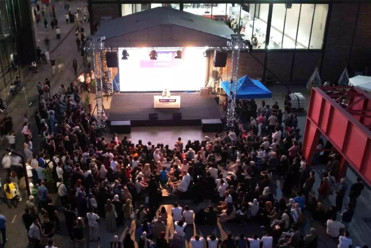 Kocaeli Kitap Fuarı’na Yoğun İlgi