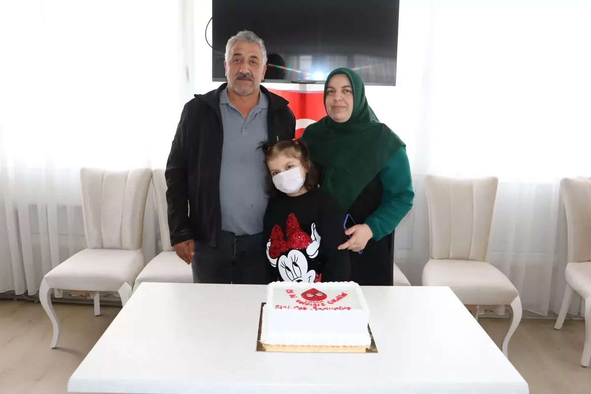 Lösemiyle Savaşan İrem’in Hayali: Doktor Olmak