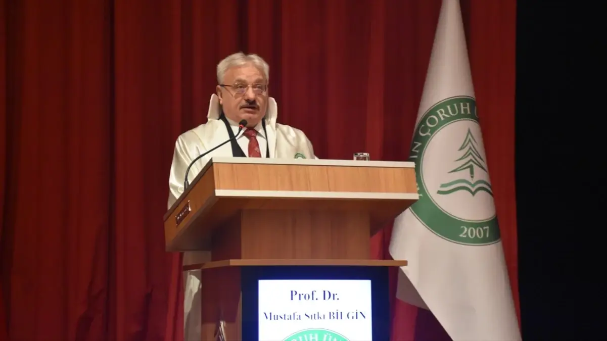 AÇÜ’de Akademik Ödül Töreni Düzenlendi