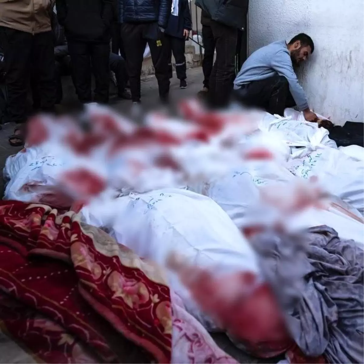 İsrail ordusu Gazze Şeridi’ndeki Nuseyrat Mülteci Kampı’nı vurdu: En az 25 ölü, 40 yaralı