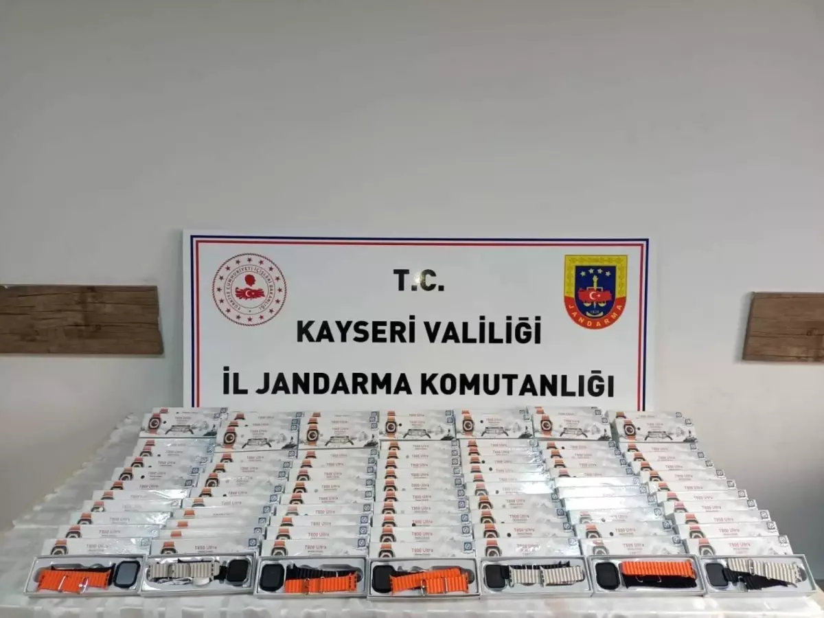 Kayseri’de 121 Kaçak Akıllı Saat Ele Geçirildi