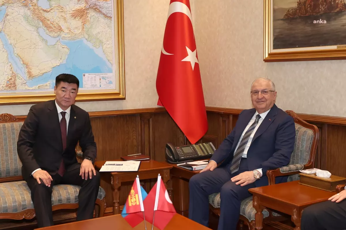 Güler ve Sandag’dan Savunma Görüşmesi