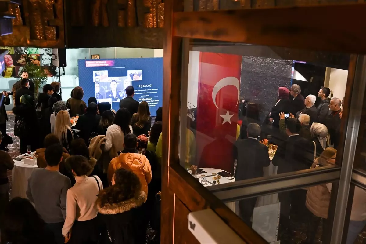 Hanau Saldırısında Hayatını Kaybedenler Anıldı