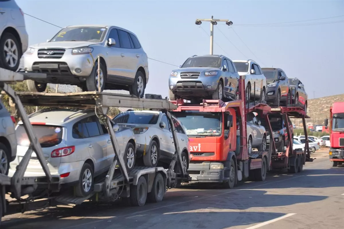 Suriye’ye sıfır ve ikinci el araç sevkiyatı rekor kırdı