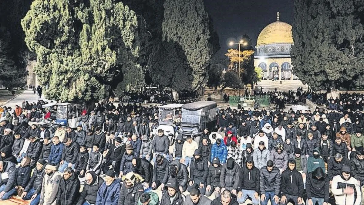 İslam dünyasında ilk teravih coşkusu yaşandı