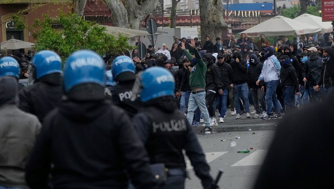 Derbide ortalÄ±k savaÅ alanÄ±na dÃ¶ndÃ¼ 13 polis yaralandÄ±: “Bunlar taraftar deÄil, suÃ§ludur”